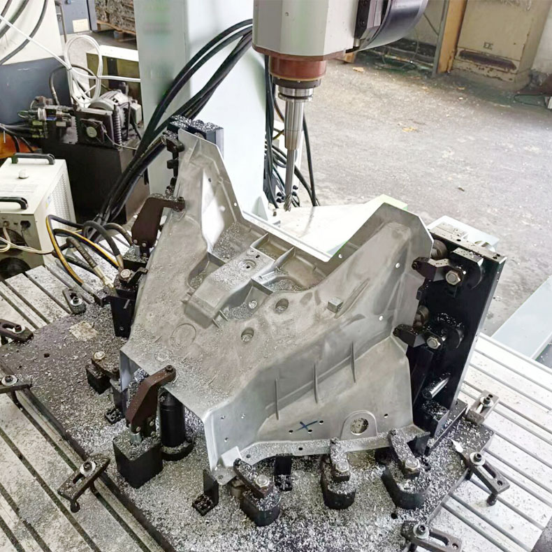 1749198412173851.jpg 铝型材加工中心8.jpg