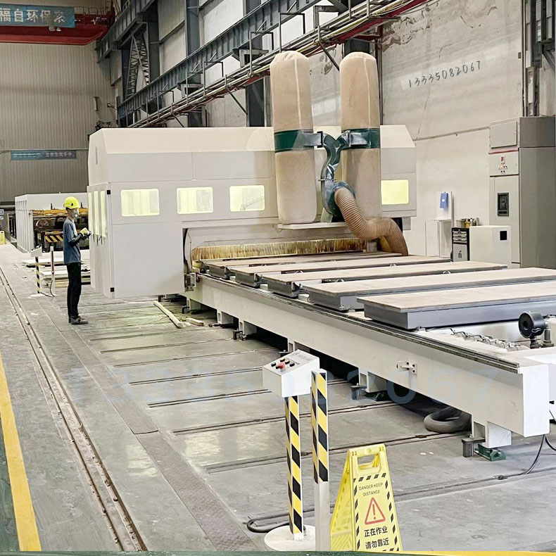 1771911072104250.jpg 冷藏车厢板加工中心17.jpg