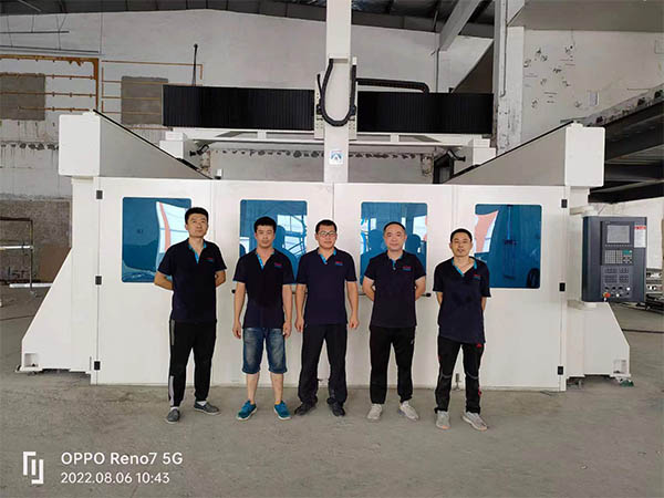 1779169726214438.jpg 五轴加工中心3.jpg