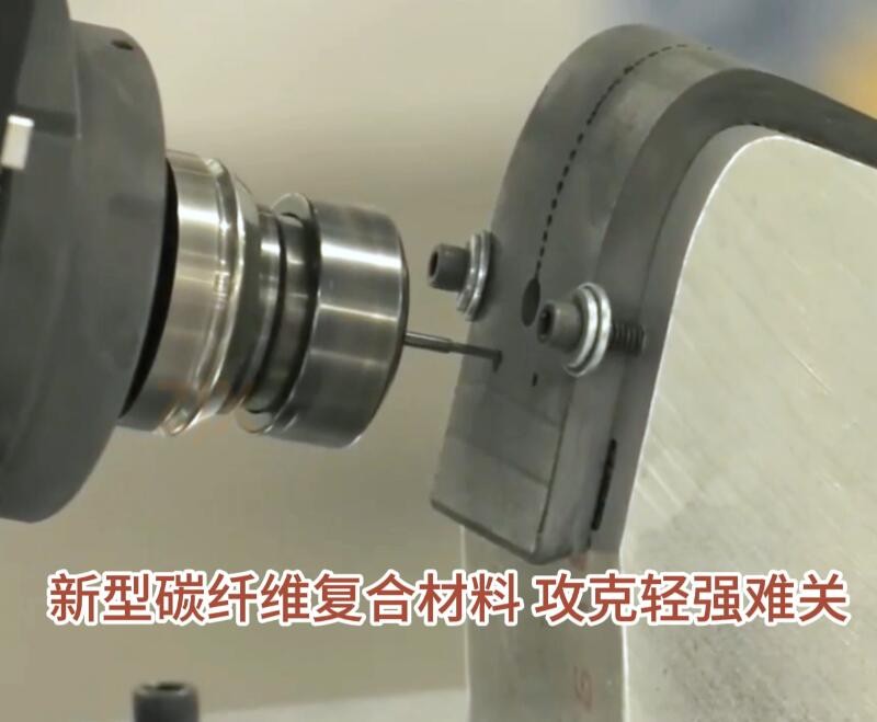 大型五轴龙门加工中心6.jpg
